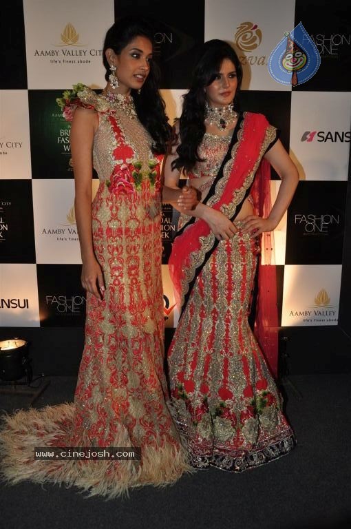 Bolly Celebs Walks the Ramp at AVIBFW- 02 - 23 / 115 photos