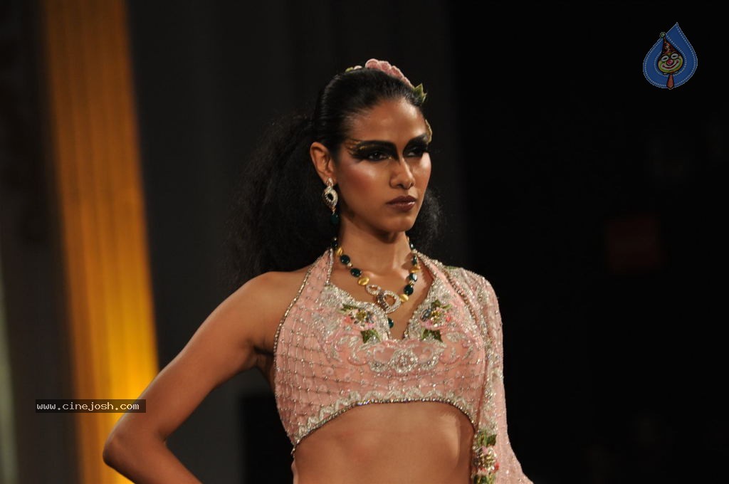 Bolly Celebs Walks the Ramp at AVIBFW- 02 - 47 / 115 photos