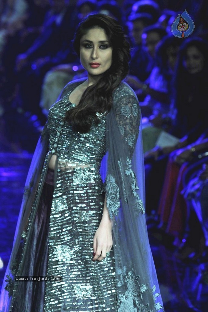 Bolly Celebs Walks the Ramp at LFW 2014 - 18 / 78 photos