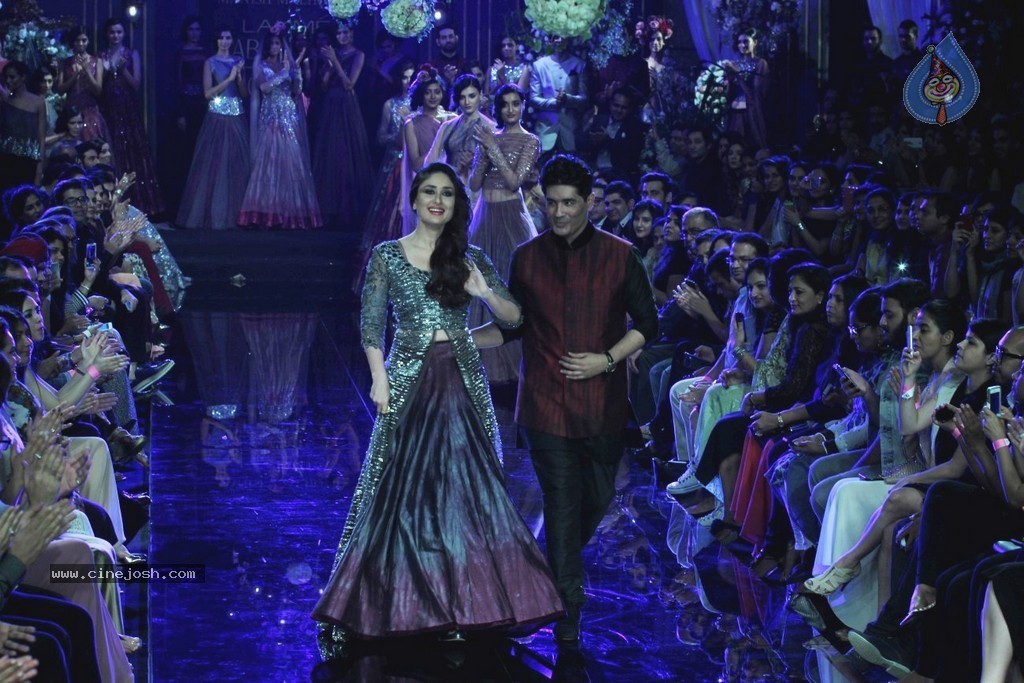 Bolly Celebs Walks the Ramp at LFW 2014 - 42 / 78 photos