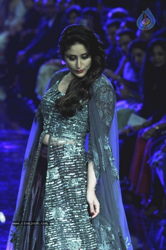 Bolly Celebs Walks the Ramp at LFW 2014 - 71 / 78 photos