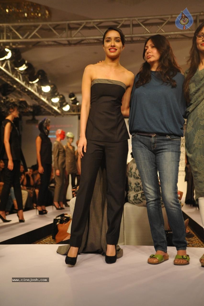 Bolly Celebs Walks the Ramp at LFW Summer Resort 2015 - 35 / 96 photos