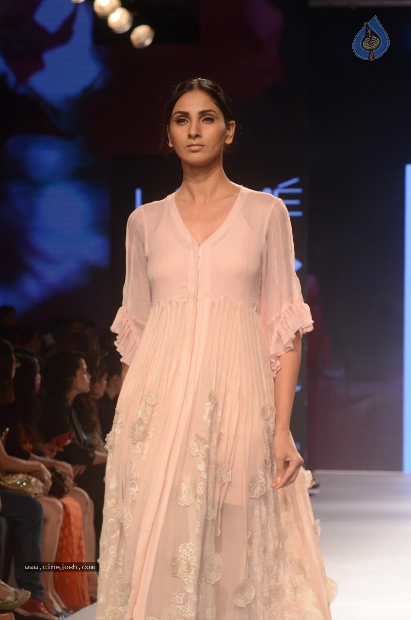 Bolly Celebs Walks the Ramp at LFW Summer Resort 2015 - 55 / 96 photos