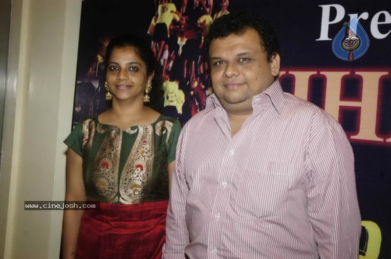 Bolly Hot Celebs at Dahi Handi Event in Night Club - 73 / 79 photos