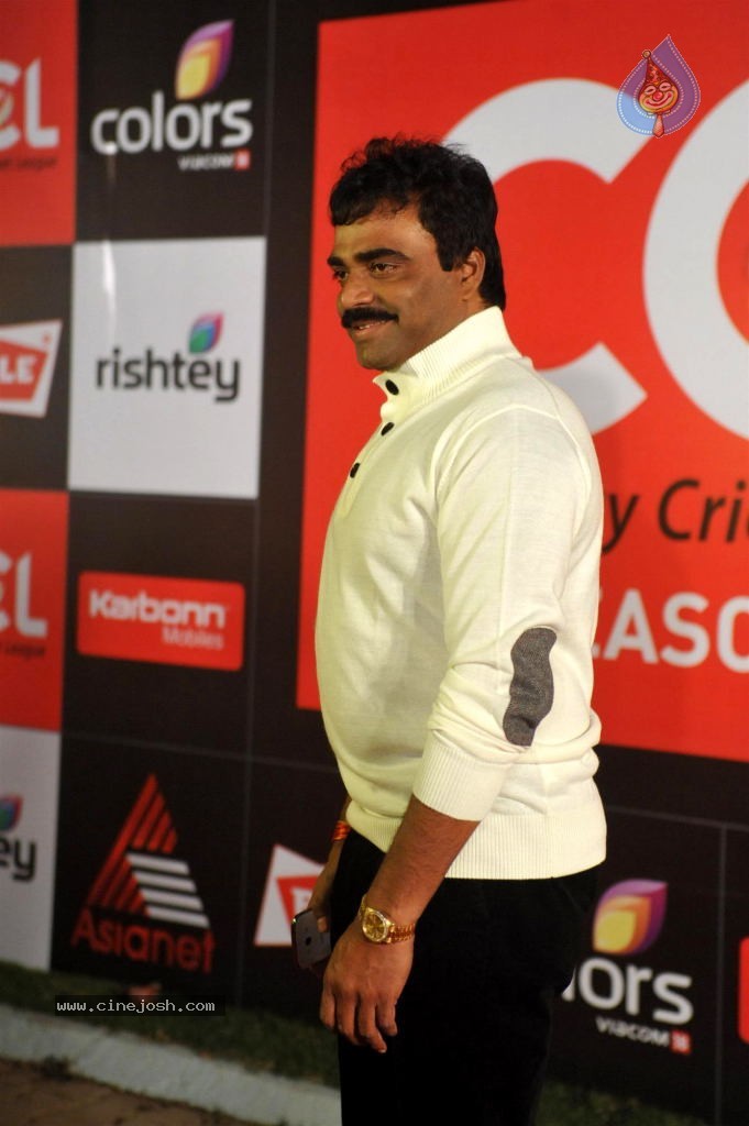 Bolly n South Celebs at CCL Season 4 Launch 01 - 99 / 150 photos