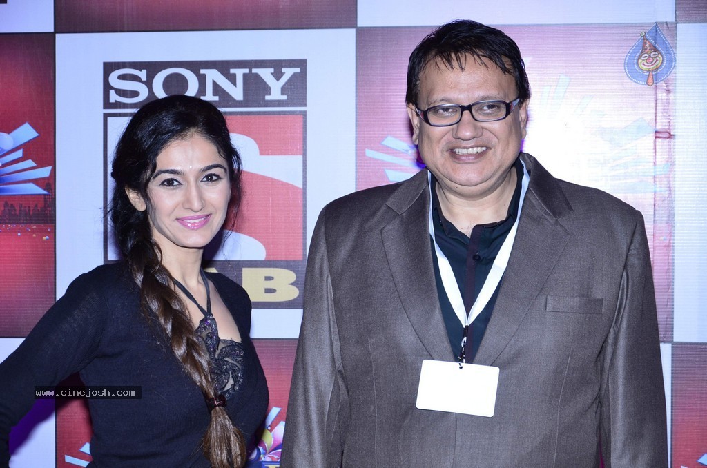 Bolly n TV Celebs at SAB Ke Anokhe Awards 2014 - 44 / 102 photos