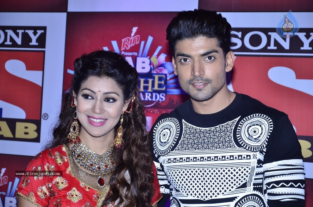 Bolly n TV Celebs at SAB Ke Anokhe Awards 2014 - 95 / 102 photos