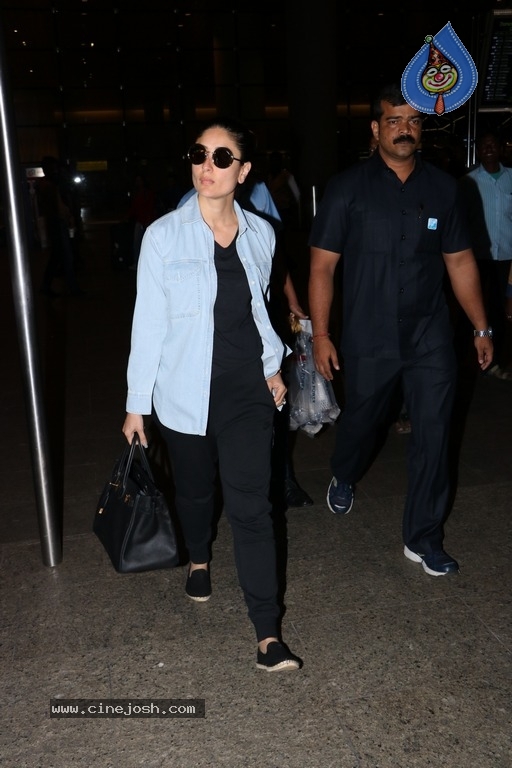 Bollywood Actresses Spotted at Airport - 42 / 42 photos