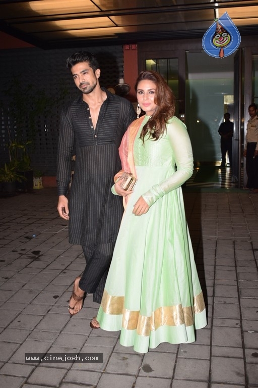 Bollywood Celebrities at Arpita Khan Pre Diwali Bash - 47 / 51 photos