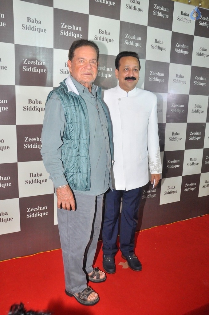 Bollywood Celebrities At Baba Siddique Iftar Party - 26 / 78 photos