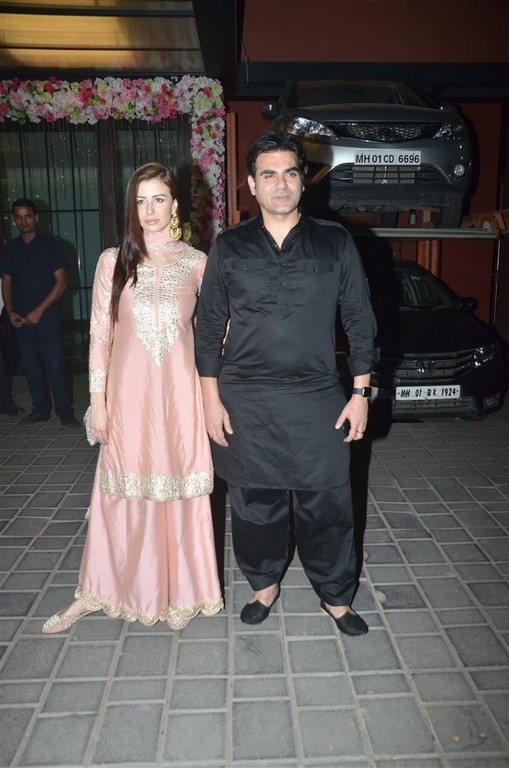 Bollywood Celebrities at Diwali Bash 2018 Photos - 20 / 35 photos