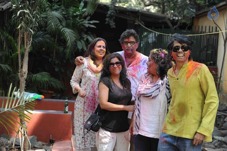 Bollywood Celebrities at Holi Celebrations - 64 / 84 photos