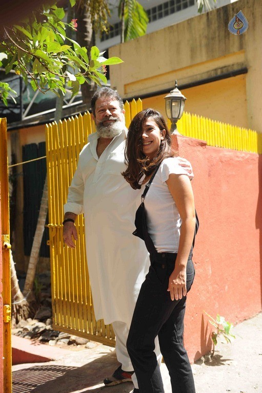 Bollywood Celebrities at Holi Celebrations - 75 / 84 photos