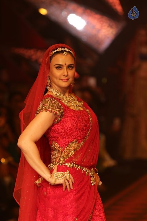 Bollywood Celebrities at IIJW 2015 Fashion Show 1 - 1 / 81 photos