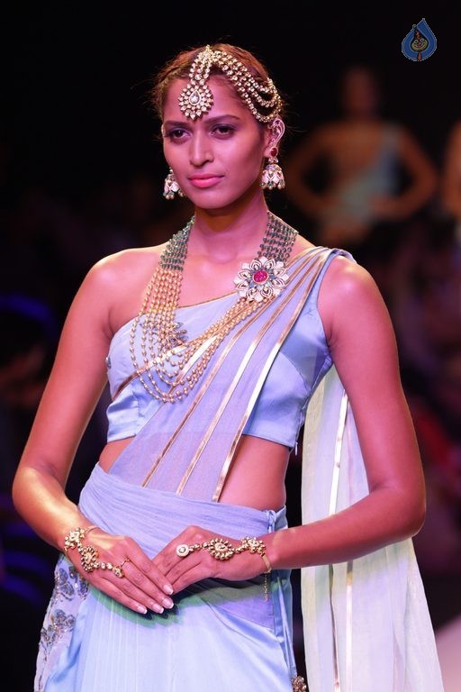 Bollywood Celebrities at IIJW 2015 Fashion Show 1 - 24 / 81 photos