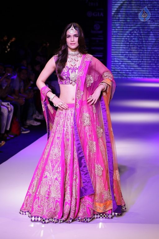Bollywood Celebrities at IIJW 2015 Fashion Show 1 - 69 / 81 photos