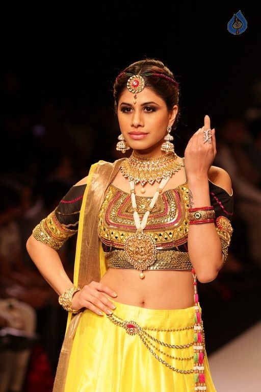 Bollywood Celebrities at IIJW 2015 Fashion Show 2 - 35 / 83 photos