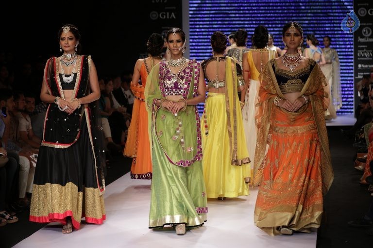 Bollywood Celebrities at IIJW 2015 Fashion Show 2 - 57 / 83 photos