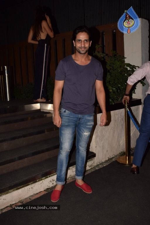 Bollywood Celebrities at Sooraj Pancholi Birthday Party - 3 / 19 photos