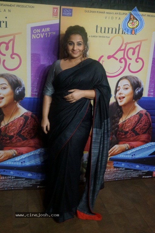 Bollywood Celebrities At Tumhari Sulu Special Screening - 10 / 15 photos