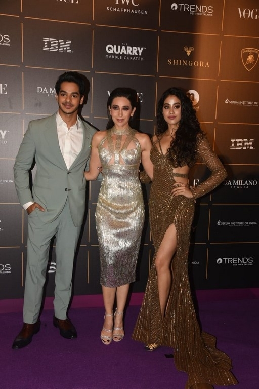 Bollywood Celebrities at Vogue Awards  - 25 / 54 photos