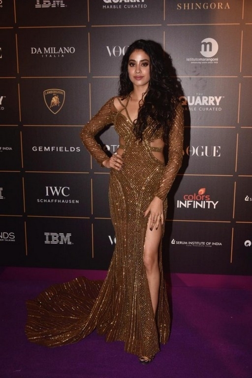 Bollywood Celebrities at Vogue Awards  - 45 / 54 photos