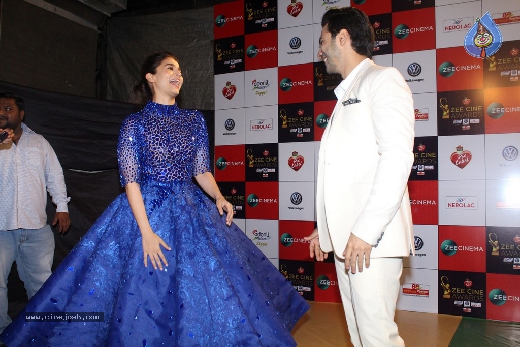 Bollywood Celebrities at Zee Cine Awards 2018 Set 1 - 49 / 63 photos