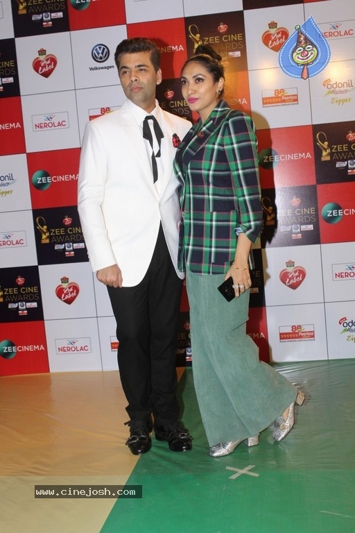 Bollywood Celebrities at Zee Cine Awards 2018 Set 2 - 29 / 63 photos