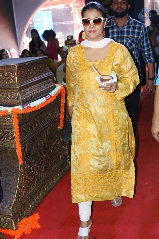 Bollywood Celebrities Attend Durga Pooja - 24 / 41 photos