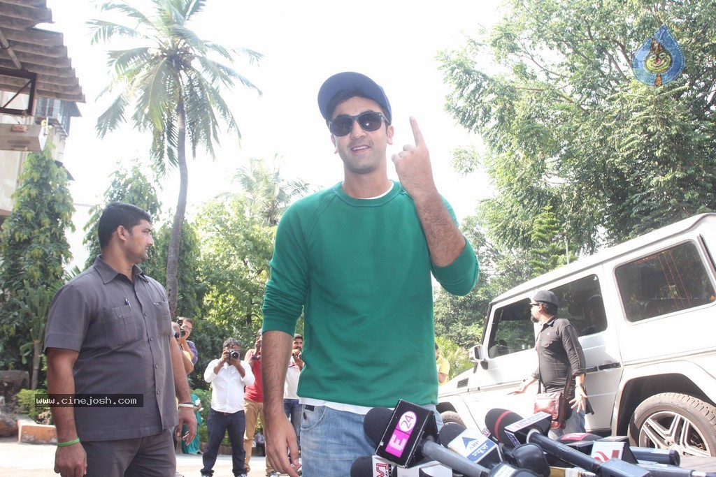 Bollywood Celebrities Cast Their Votes - 59 / 121 photos