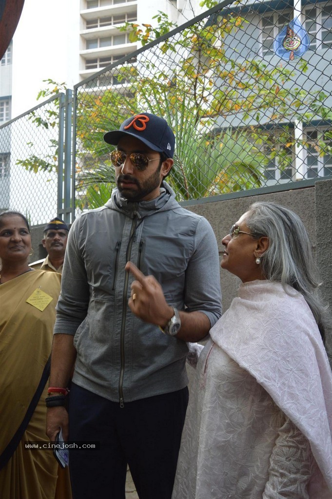 Bollywood Celebrities Cast Their Votes - 69 / 121 photos