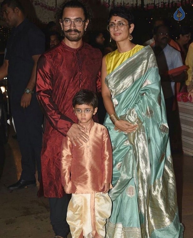 Bollywood Celebrities Celebrates Ganesh Chaturthi Photos - 9 / 53 photos