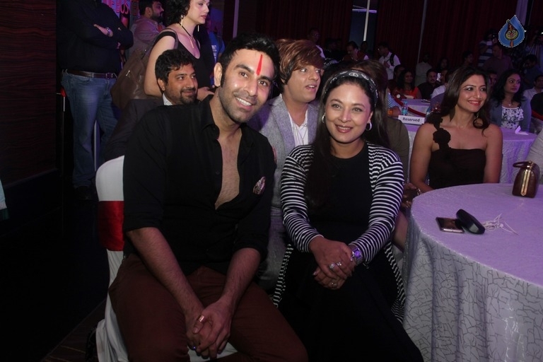 Bollywood Celebrities Launches Cine Buster Magazine - 29 / 37 photos