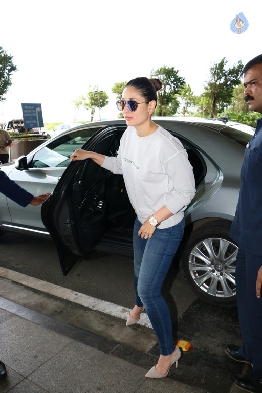 Bollywood Celebrities Spotted at Airport Photos - 6 / 27 photos