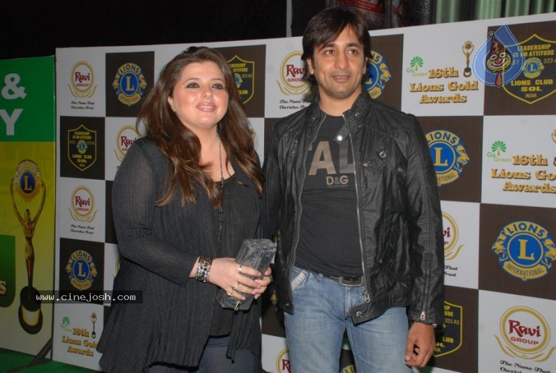 Bollywood Celebs At 16th Lions Gold Awards Function - 30 / 70 photos
