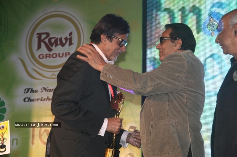 Bollywood Celebs At 16th Lions Gold Awards Function - 43 / 70 photos