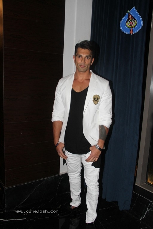 Bollywood Celebs At Launch Of Dabboo Ratnani Calendar 2018 - 29 / 29 photos