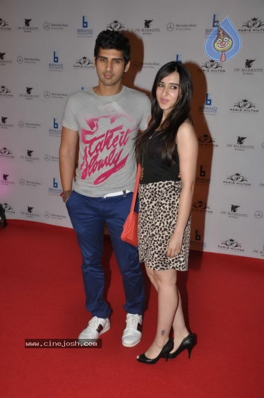 Bollywood Celebs at Paris Hilton Party - 40 / 82 photos