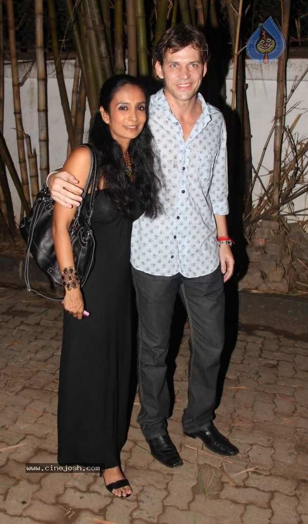 Celebs at Shilpa Shetty Birthday Party  - 33 / 80 photos