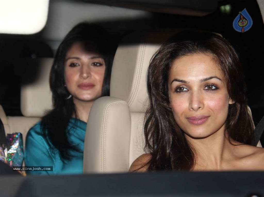 Celebs at Shilpa Shetty Birthday Party  - 48 / 80 photos