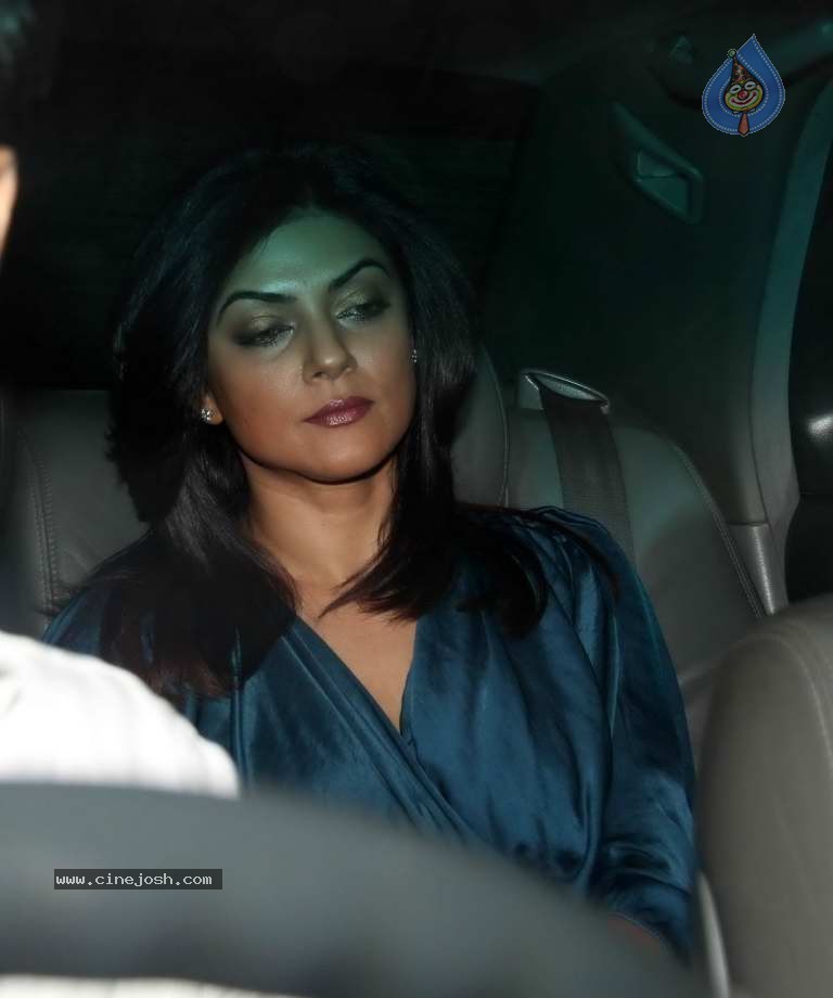 Celebs at Shilpa Shetty Birthday Party  - 52 / 80 photos