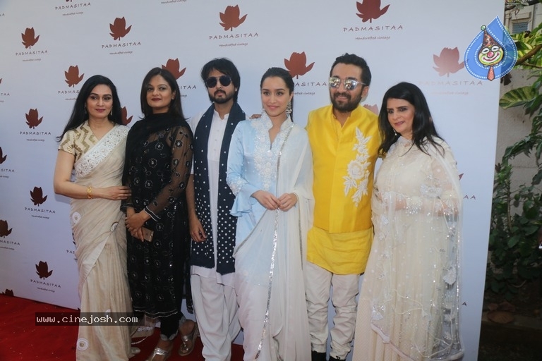 Bollywood Celebs At The Launch Of Padmasitaa Clothing Collection - 5 / 12 photos