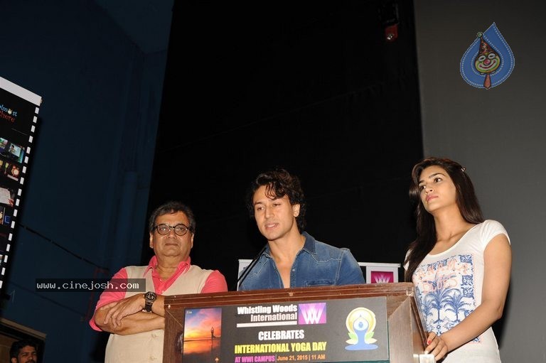Bollywood Celebs Celebrates International Yoga Day - 24 / 76 photos