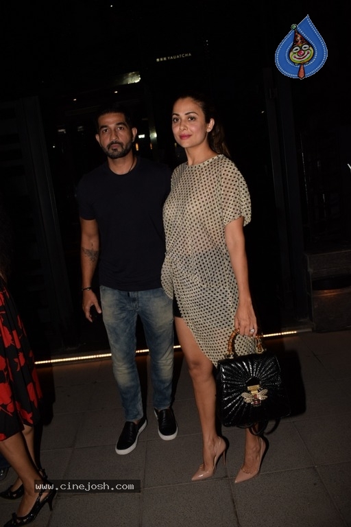 Bollywood Celebs Spotted At Yauatcha BKC - 9 / 12 photos