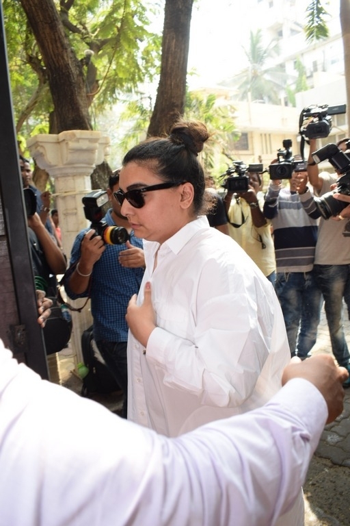 Sridevi Death- Celebs Visit Anil Kapoor Set 1 - 14 / 21 photos