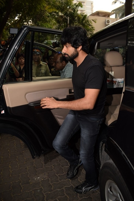 Sridevi Death- Celebs Visit Anil Kapoor Set 1 - 21 / 21 photos