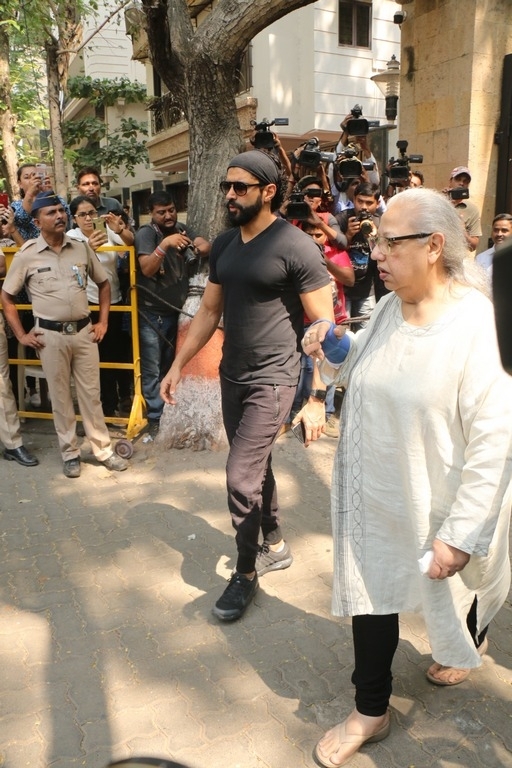 Sridevi Death- Celebs Visit Anil Kapoor Set 2 - 1 / 15 photos