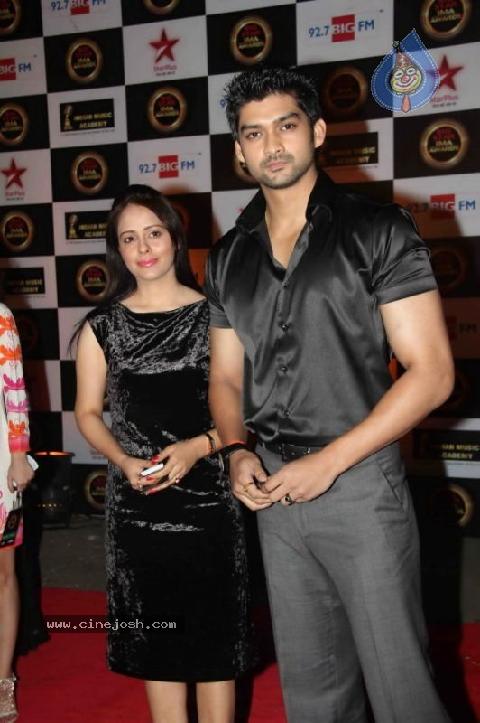 Bollywood Stars at Big IMA Awards - 41 / 96 photos
