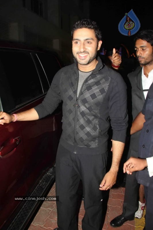 Bollywood Stars at Big IMA Awards - 52 / 96 photos