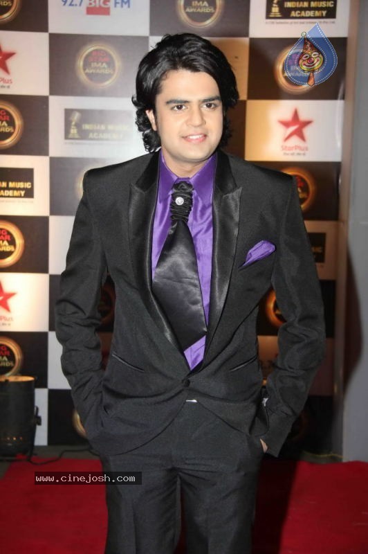 Bollywood Stars at Big IMA Awards - 68 / 96 photos